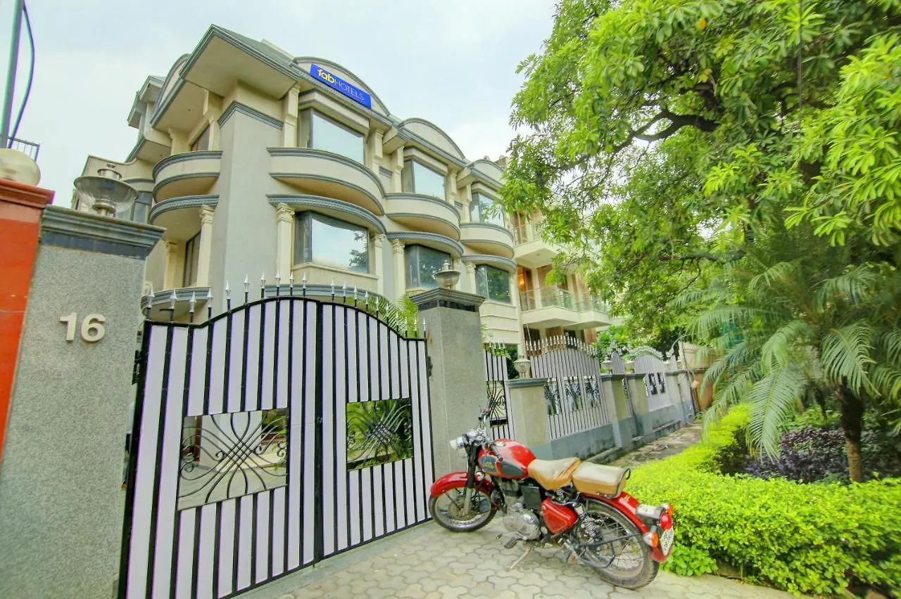 Hotel Fabhotel Staywell Gurgaon