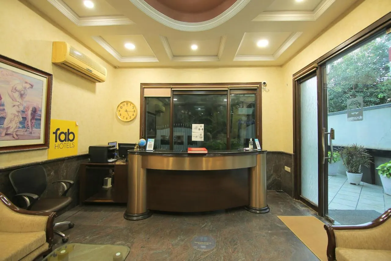 Otel Fabhotel Staywell Gurgaon